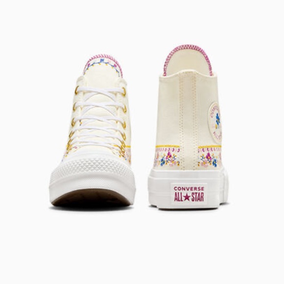 CHUCK TAYLOR ALL STAR LIFT FREE SPIRIT FLORALS
Men’s:7.5
Women’s:9.5
No RETURN. - Picture 9 of 9